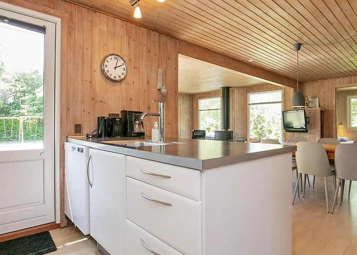 Seaside Haven In Stoense-by Traum Casa de Férias Tranekær