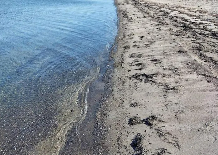 Seaside Haven In Stoense-by Traum *